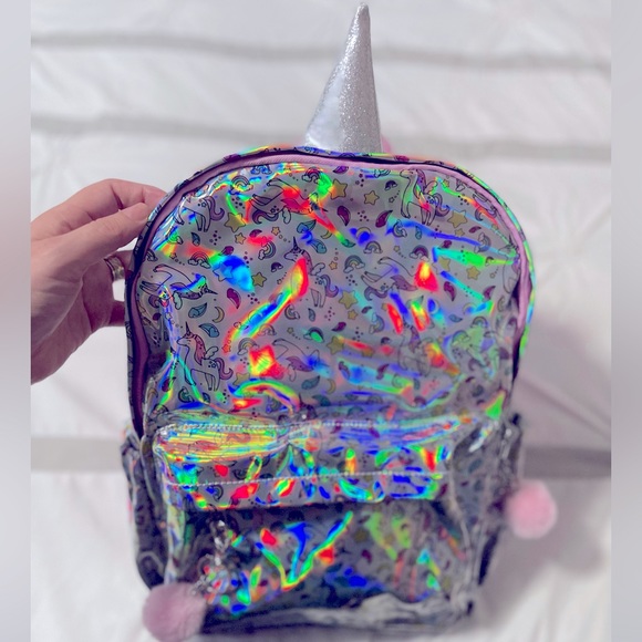 Ombu Girls Unicorn Backpack. Fun and whimsical iridescent fabric. - Picture 2 of 11